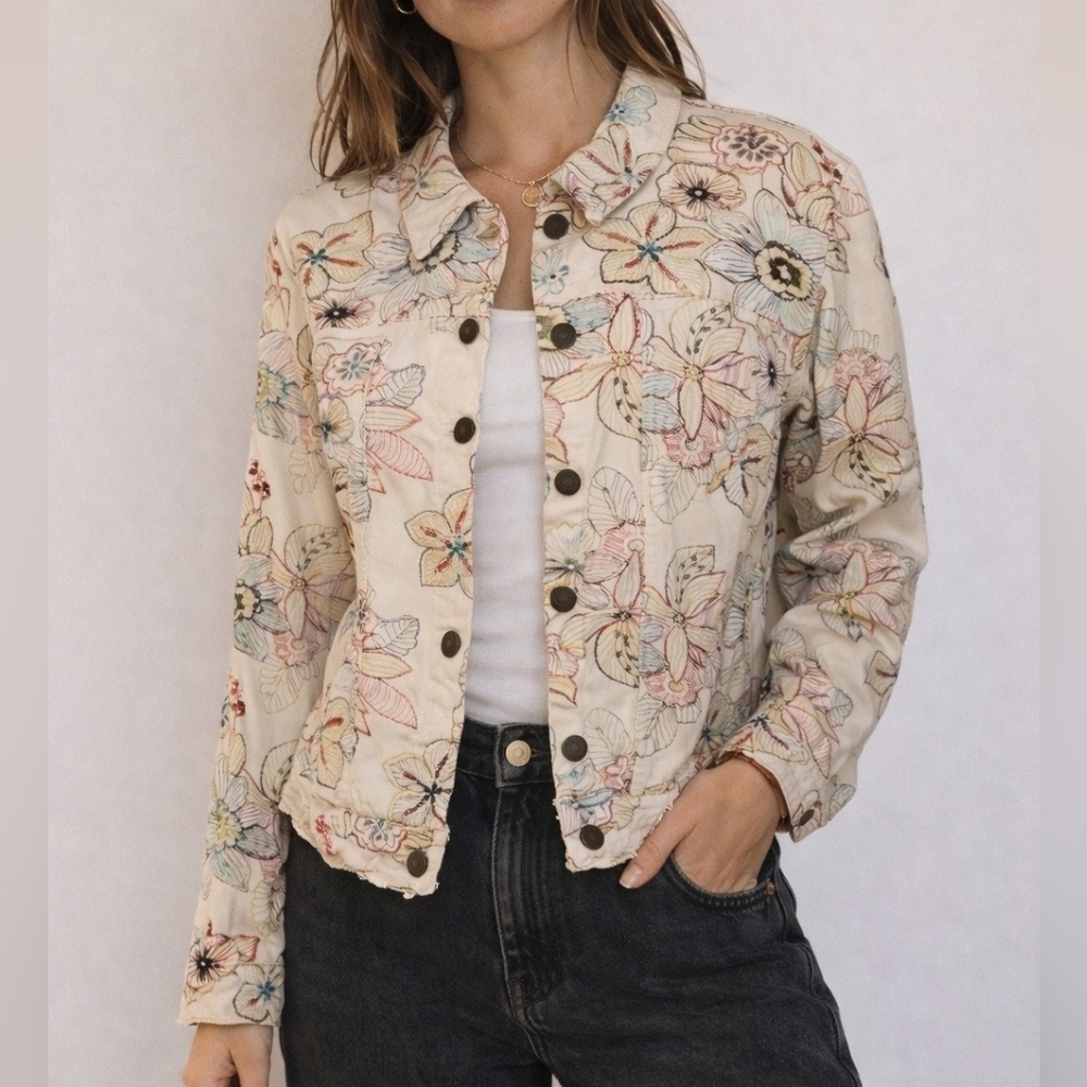 Nu INFLUENCE White Floral Embroidered Denim Jacket XL